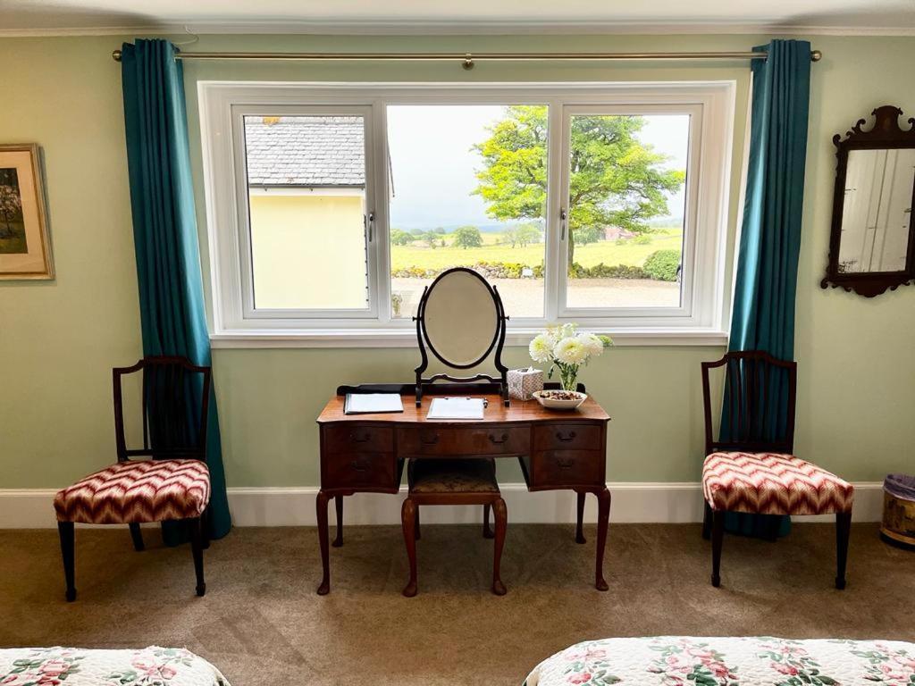 Whitehouse Bed and Breakfast Uplawmoor Buitenkant foto